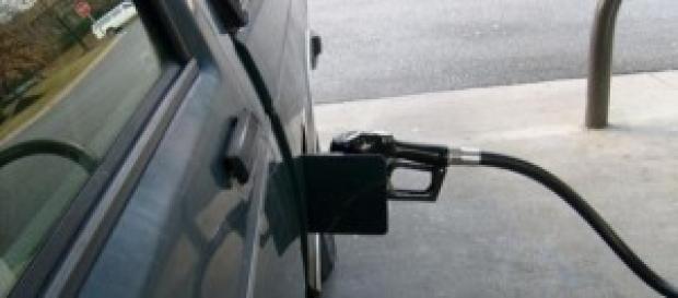 Pieno auto benzina, gasolio: prezzi carburanti Pieno auto benzina, gasolio: prezzi carburanti