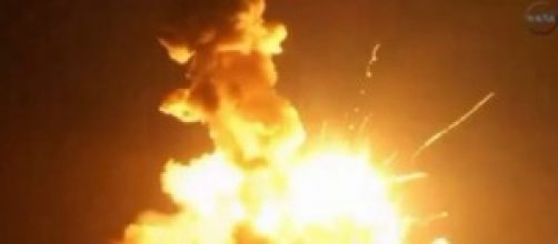Razzo Antares esplode dopo 6 secondi dal lancio