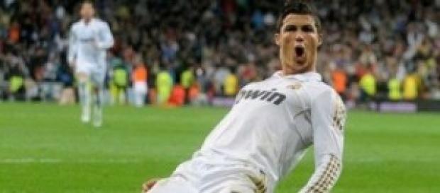 Cristiano Ronaldo, máximo candidato al galardón. Cristiano Ronaldo, máximo candidato al galardón.