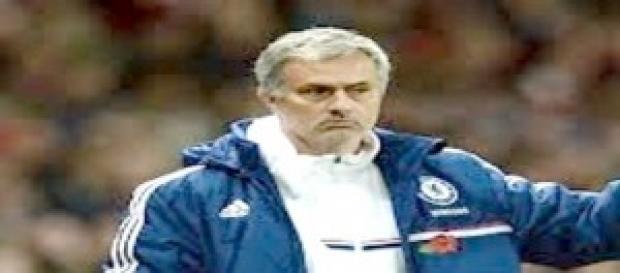 Il Chelsea ospita l'Arsenal per il derby di Londra Il Chelsea ospita l'Arsenal per il derby di Londra