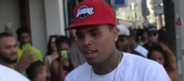 Cantante Chris Brown, de un problema en otro Cantante Chris Brown, de un problema en otro
