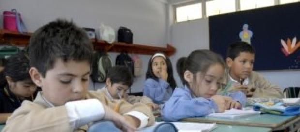 ¿La tecnología contribuye a la educación? ¿La tecnología contribuye a la educación?