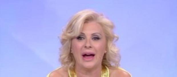 Anticipazioni Uomini e donne su Tina Cipollari Anticipazioni Uomini e donne su Tina Cipollari