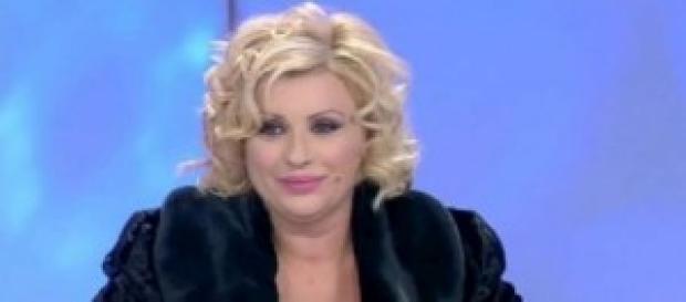 Tina Cipollari da U&D a naufraga Tina Cipollari da U&D a naufraga