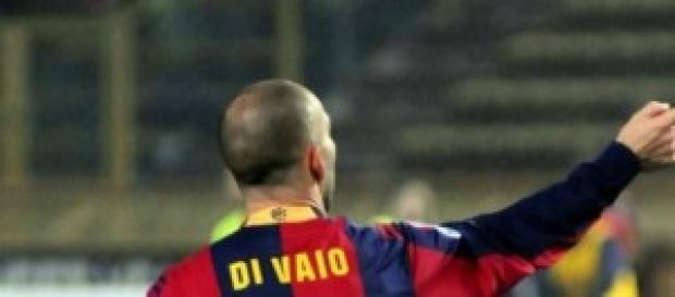 Di Vaio saluta i tifosi festanti Di Vaio saluta i tifosi festanti