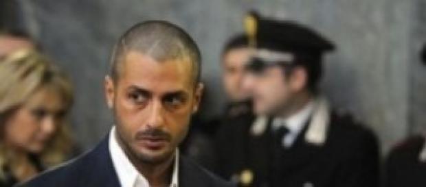 Fabrizio Corona, lettera a Verissimo. Fabrizio Corona, lettera a Verissimo.