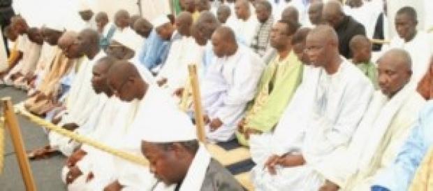 Prière dans une mosquée de Dakar Prière dans une mosquée de Dakar