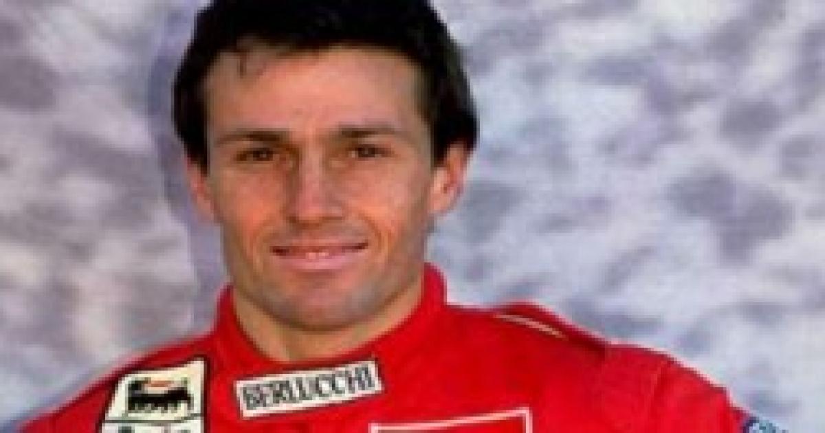 News sull'ex pilota di Formula 1 Andrea De Cesaris muore schiantandosi con la moto News sull'ex pilota di Formula 1 Andrea De Cesaris muore schiantandosi con la moto