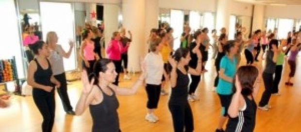 Vamos todas a mover el cuerpo Vamos todas a mover el cuerpo