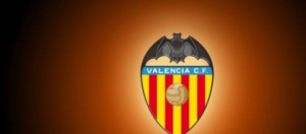 Escudo del segundo Clasificado, el Valencia C.F. Escudo del segundo Clasificado, el Valencia C.F.