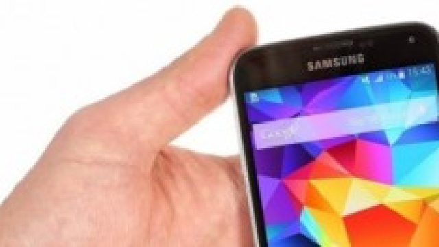 Samsung Galaxy A5: cellulare di fascia media