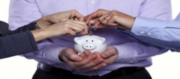 Crowdfunding in Italia e sue potenzialità Crowdfunding in Italia e sue potenzialità
