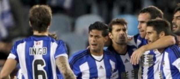 La Real celebra la victoria. Foto: La Vanguardia La Real celebra la victoria. Foto: La Vanguardia