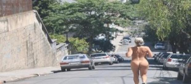 Mulheres peladas correm em Porto Alegre. Mulheres peladas correm em Porto Alegre.