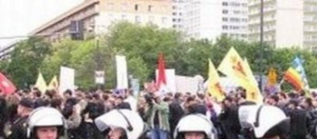 Sciopero generale a Roma e a Milano. Sciopero generale a Roma e a Milano.