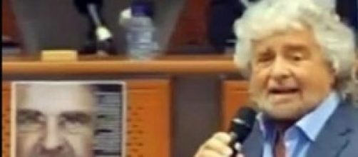 Beppe Grillo  in Europa per il Referendum 