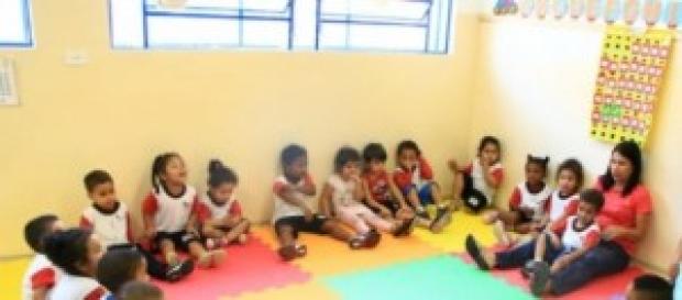 Educação é um direito de toda criança Educação é um direito de toda criança