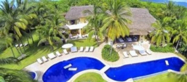 El lugar del enlace cuenta con tres albercas El lugar del enlace cuenta con tres albercas