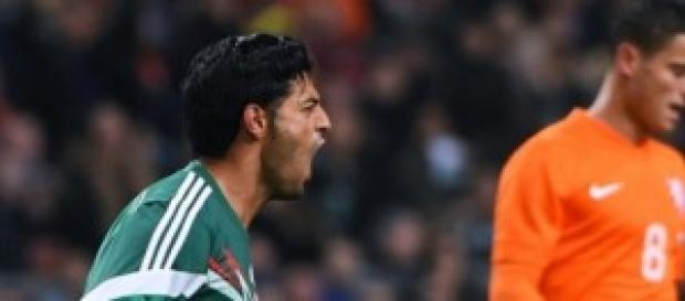 Vela demuestra su gran calidad futbolística Vela demuestra su gran calidad futbolística