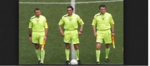 Arbitri in sciopero? Si ferma anche la Serie A Arbitri in sciopero? Si ferma anche la Serie A