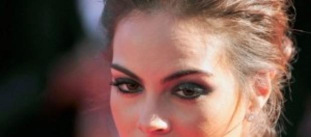 Ximena Navarrete huye del peligro. Ximena Navarrete huye del peligro.