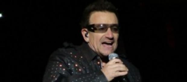Bono se suma a otra causa solidaria Bono se suma a otra causa solidaria