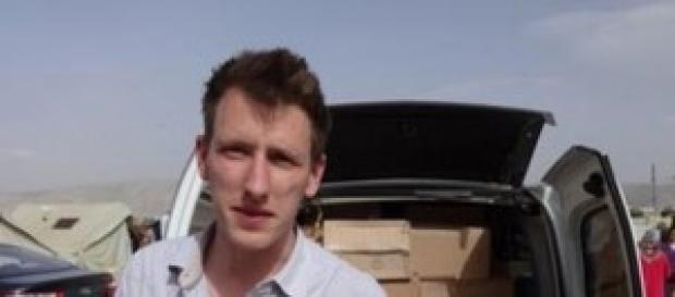 Isis: Decapitato Peter Kassig. Isis: Decapitato Peter Kassig.