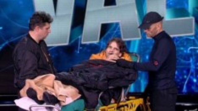 Televisione: incidente shock a Tu si que vales.