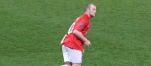 Rooney in the stadium field