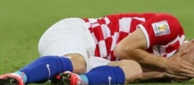 Luka Modric se ha lesionado. Luka Modric se ha lesionado.