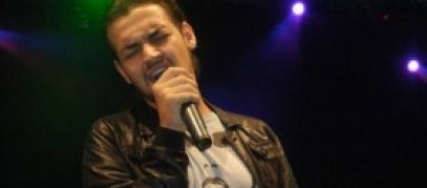 Valerio Scanu contro giuria di Tale e Quale Show Valerio Scanu contro giuria di Tale e Quale Show
