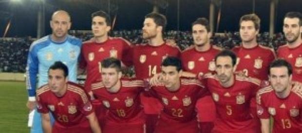 Una España en fase de pruebas juega hoy. Una España en fase de pruebas juega hoy.
