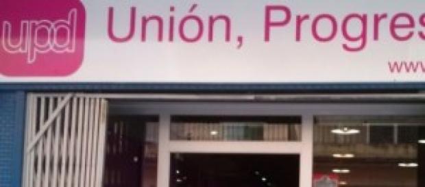 Cartel de la sede de UPyD en Espana Cartel de la sede de UPyD en Espana