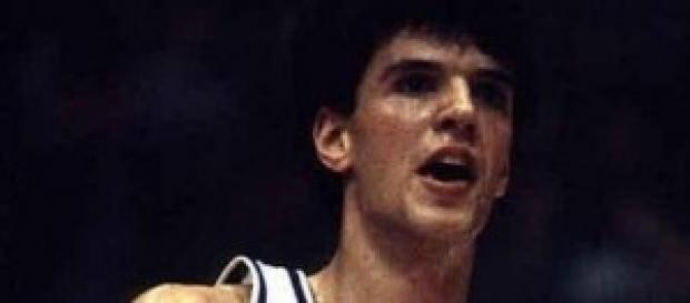 La herencia de Petrovic salva a su equipo. La herencia de Petrovic salva a su equipo.