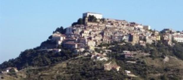 Vicesindaco di Castellabate investe uomo e scappa Vicesindaco di Castellabate investe uomo e scappa