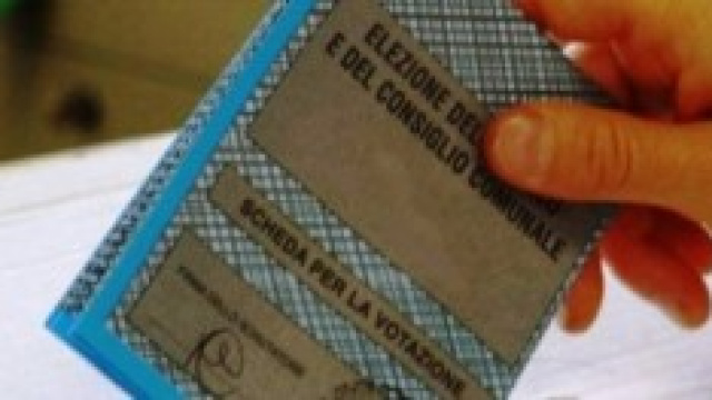 Domenica 23 novembre si vota in Emilia e Calabria.