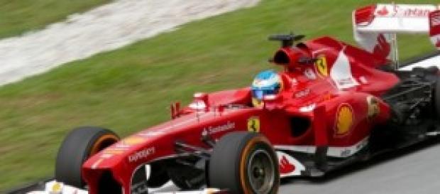 Fernando Alonso en su Ferrari. Fernando Alonso en su Ferrari.