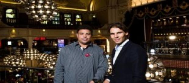 Rafael Nadal vs Ronaldo in una gara di Poker Rafael Nadal vs Ronaldo in una gara di Poker