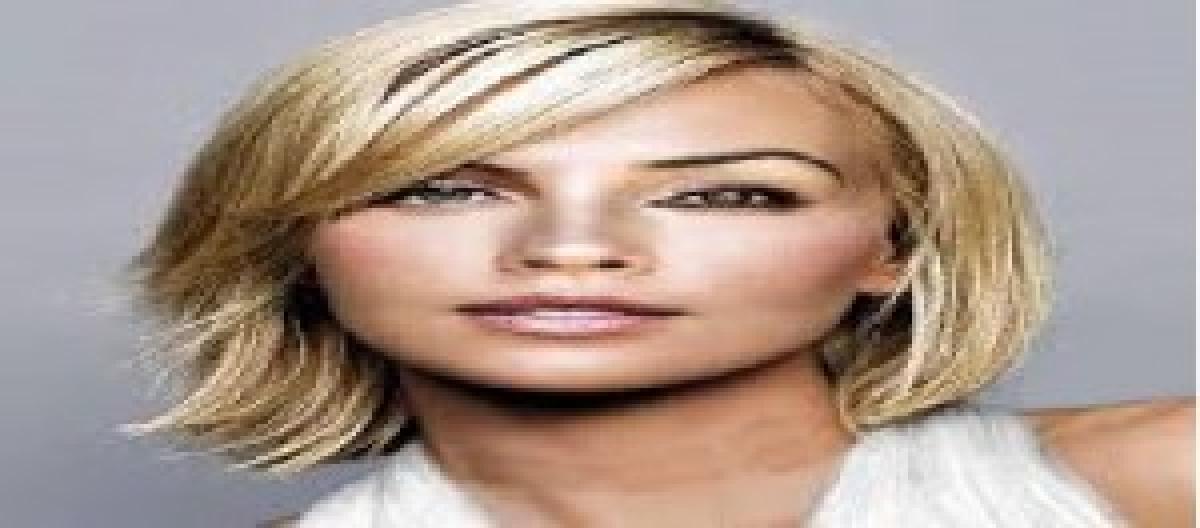 Arrivo Delle Feste Natalizie E Nuovi Tagli Di Capelli Donna Cosa