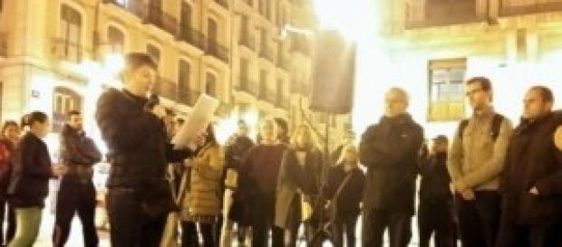 Imagen de la concentración anoche en Alcoy Imagen de la concentración anoche en Alcoy