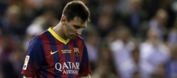 Messi, cabizbajo en el campo: Foto: pulzo.com Messi, cabizbajo en el campo: Foto: pulzo.com