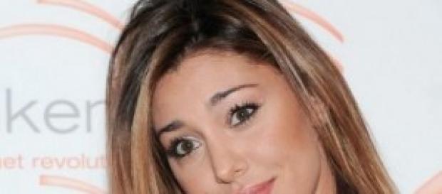 lite tra belen rodriguez e luxuria lite tra belen rodriguez e luxuria
