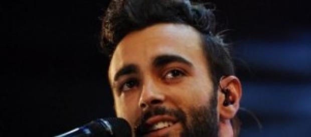 Mengoni canterà Guerriero e presenterà il tour Mengoni canterà Guerriero e presenterà il tour