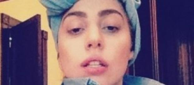 Uno dei famosi "selfie" di Lady Gaga Uno dei famosi "selfie" di Lady Gaga