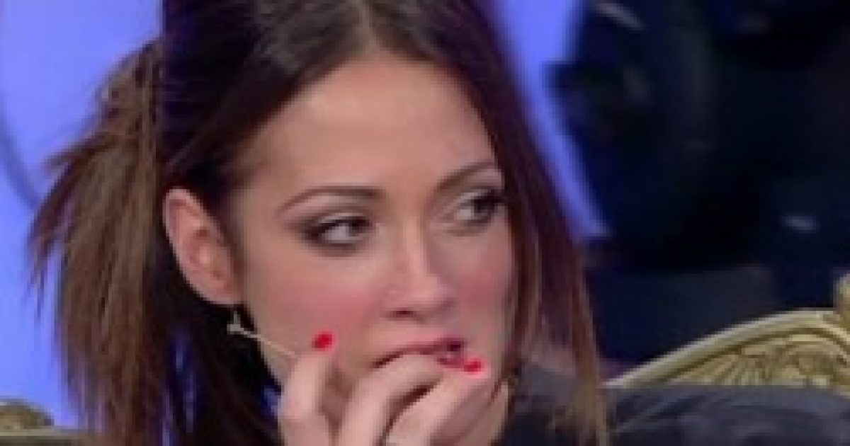Uomini e Donne oggi 25/11, registrazione dei tronisti, grande attesa per Teresa e Fabio