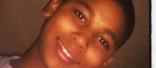 Tamir, 12 anni, ucciso per una pistola giocattolo.