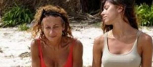 Belen e Luxuria durante l'isola dei famosi 6 Belen e Luxuria durante l'isola dei famosi 6