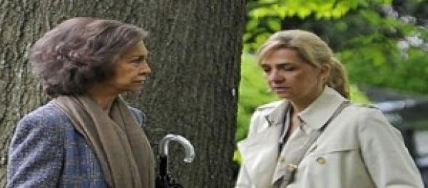La Reina Dña Sofía y la Infanta Cristina La Reina Dña Sofía y la Infanta Cristina