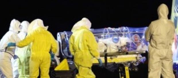 Un medico il primo italiano contagiato dall'Ebola Un medico il primo italiano contagiato dall'Ebola