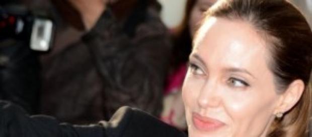 Angelina Jolie não pretende afastar-se do ecrã Angelina Jolie não pretende afastar-se do ecrã